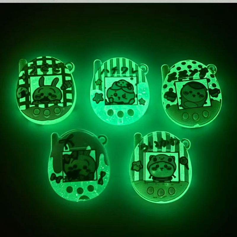만화 발광 프린트 치이카와 홀 키체인 가방 펜던트 비즈 - Phone Accessories Beads 리뷰 및 가격